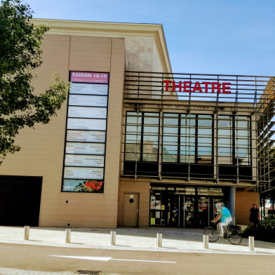 Théâtre Gaston Bernard