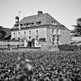 Castel de Très Girard Restaurant-Hôtel - Location de salle - MOREY-SAINT-DENIS