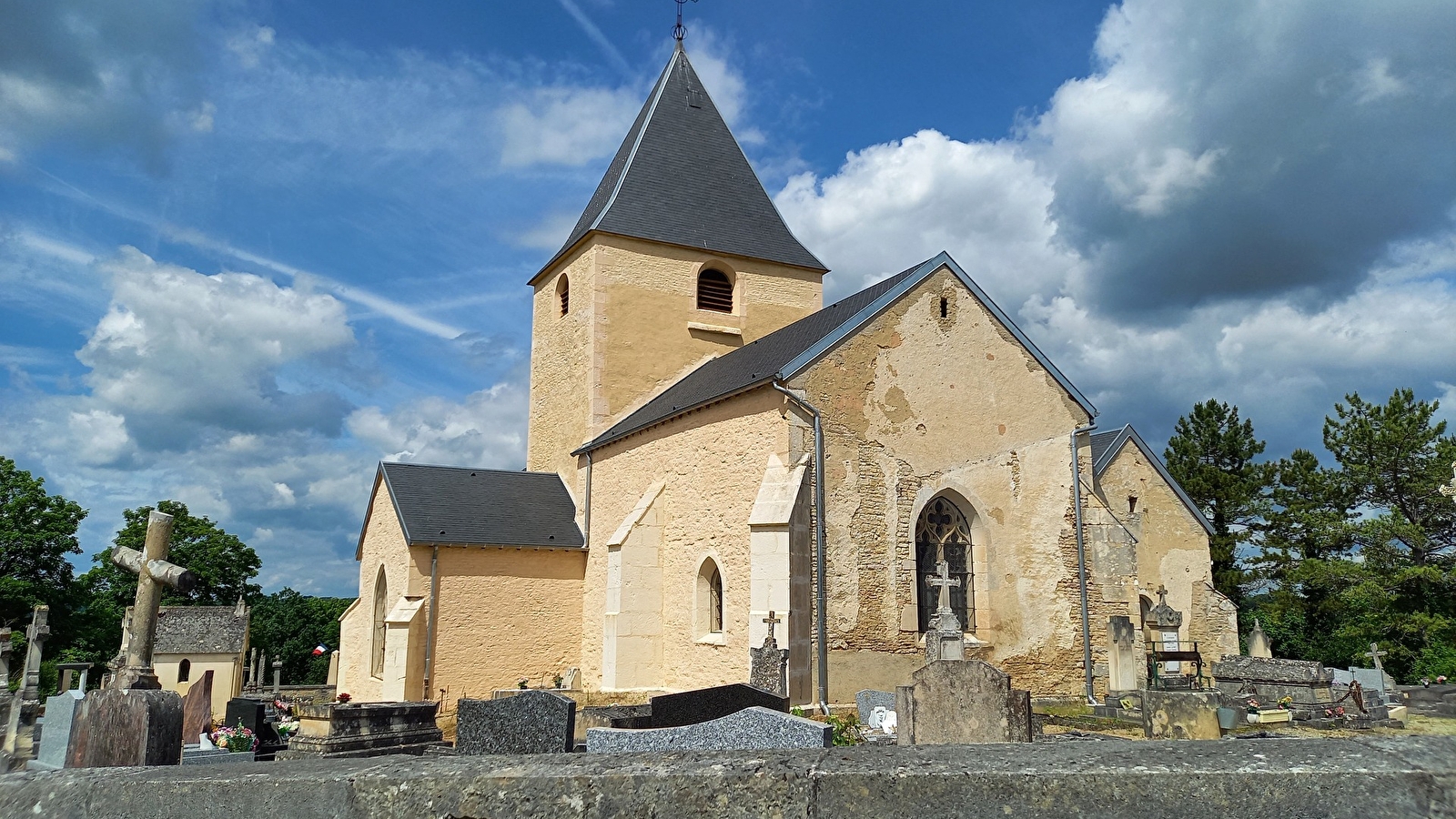 Un jour Une église en Pays Châtillonnais