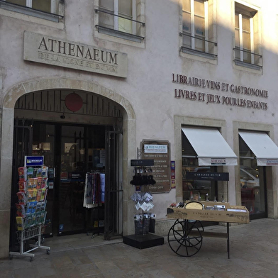Vignobles en scène : rendez-vous « Vins et Théâtre » à l'Athenaeum