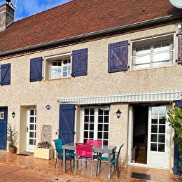 La Maison aux Volets Bleus - PAGNY-LE-CHATEAU
