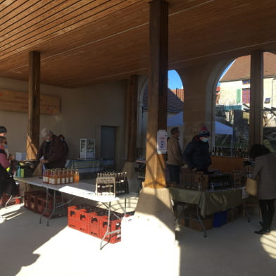 Marché des producteurs et artisans locaux