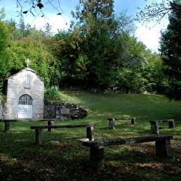 Notre-Dame de Presles - LUSIGNY-SUR-OUCHE
