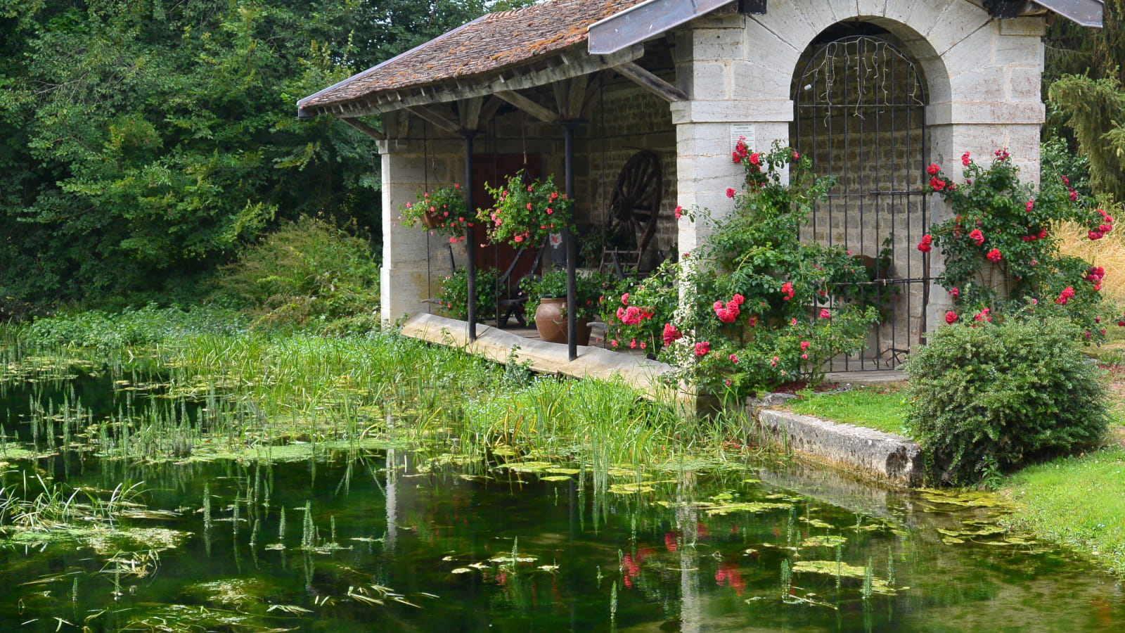 Lavoir de Courtivron