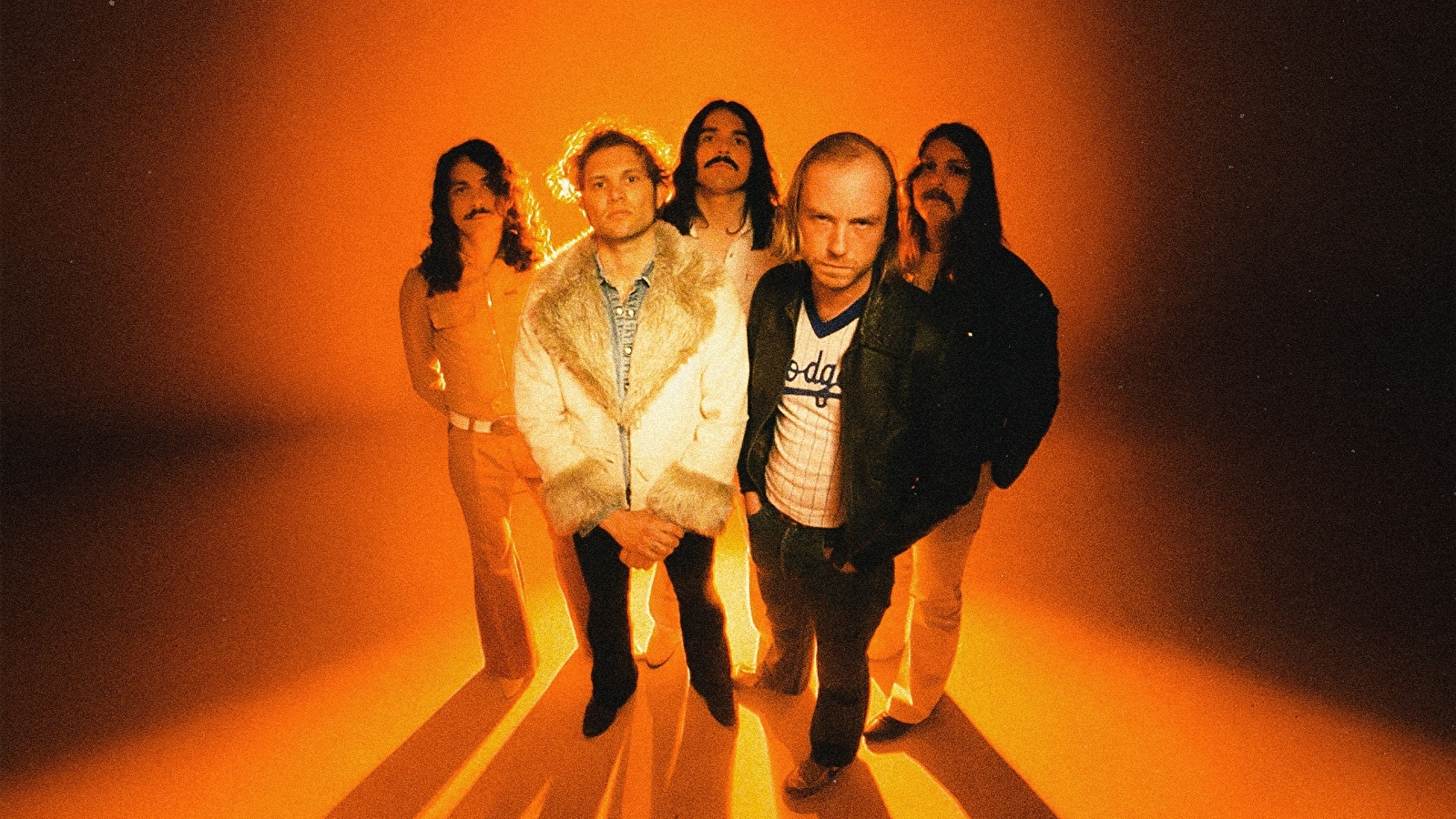 Komodor, After Geography