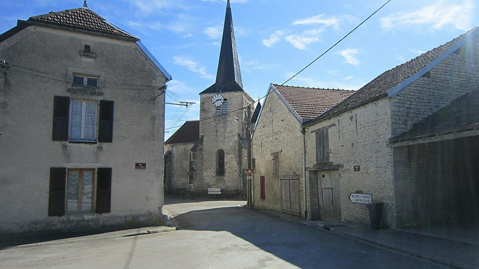 Un jour Une église en Pays Châtillonnais