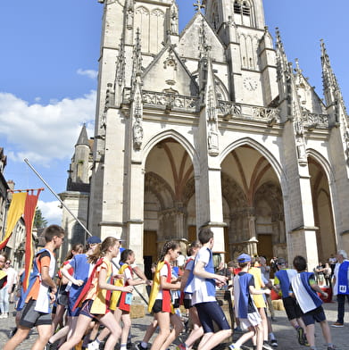 Course des Chausses et des Damoiselles et Ronde des Jouvenceaux - Fêtes de la Bague