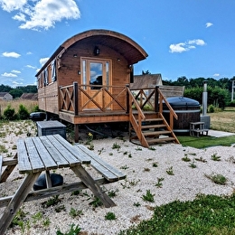 La Roulotte du Domaine des Nomades - MIMEURE