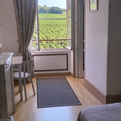 Maison vigneronne au cœur de Santenay