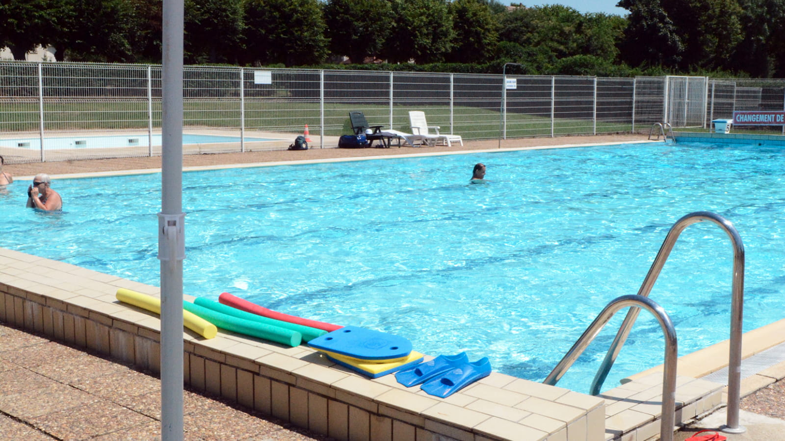 Piscine communautaire d'Epoisses