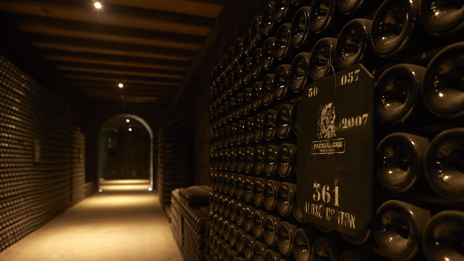 Visite révélations : initiation aux vins de Bourgogne et dégustation dans les caves Patriarche