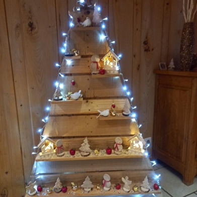 Atelier FABRICATION DE SAPIN EN BOIS DE RECUPERATION