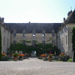 Château de Savigny - Musée de la moto, de l'aviation et de la voiture de course - SAVIGNY-LES-BEAUNE
