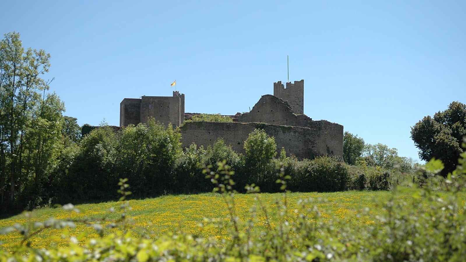 Les Trois Buttes