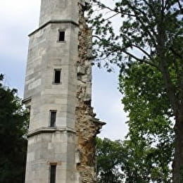 Le Puits de Moïse et la Chartreuse de Champmol - DIJON