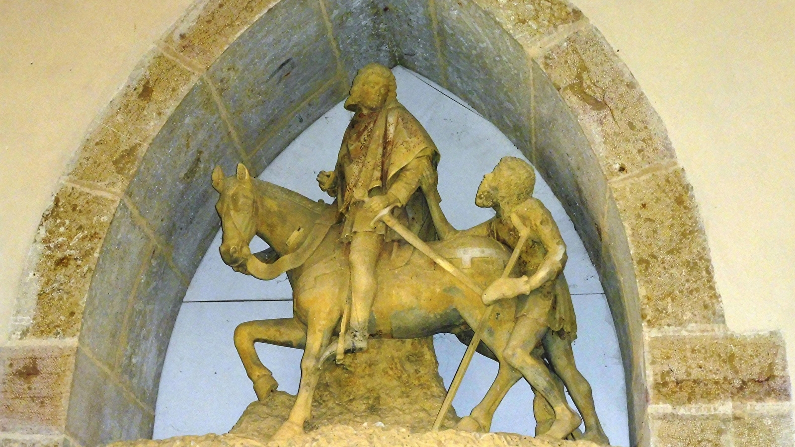 Sites clunisiens d'Arcenant