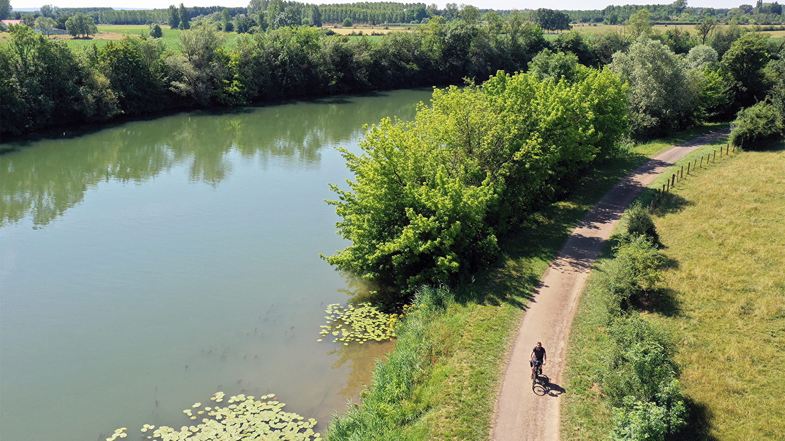 Véloroute du Canal entre Champagne et Bourgogne