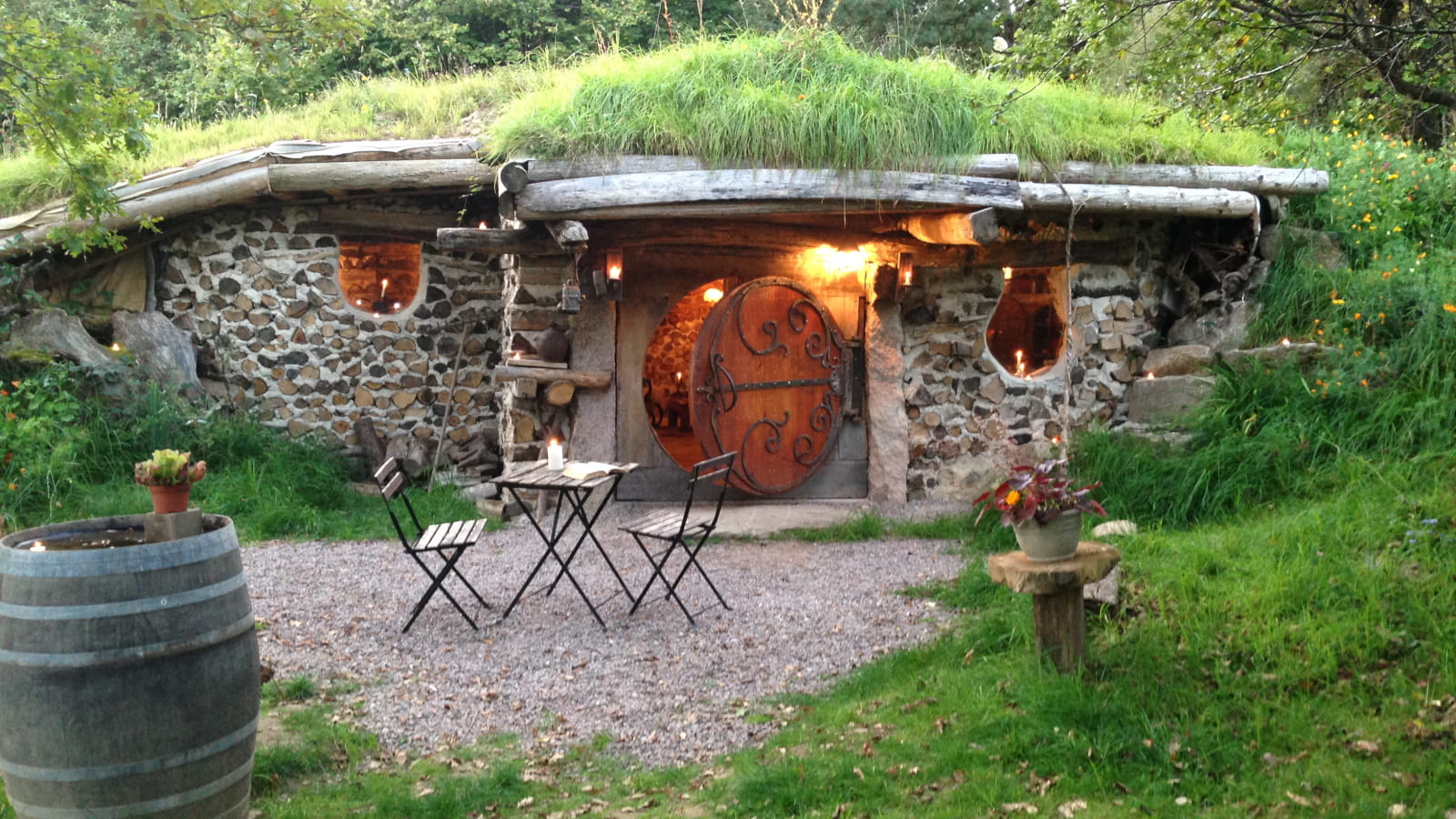 Maison de Hobbits - Domaine de la Pierre Ronde