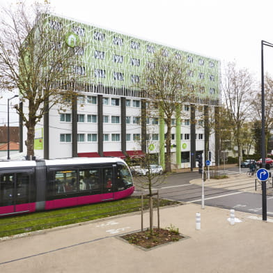 Campanile Dijon Congrès Clémenceau