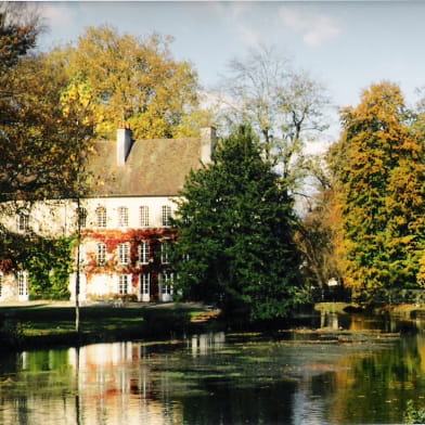 Parc à l'anglaise et jardin de fleurs de l'Abbaye de Bèze