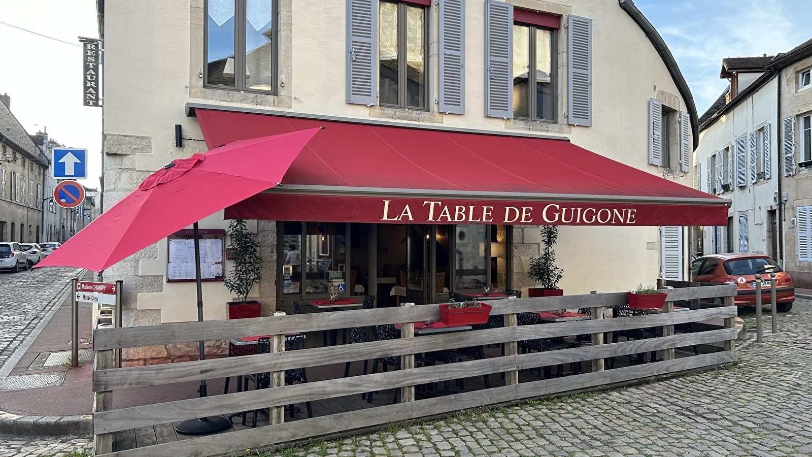 La Table de Guigone