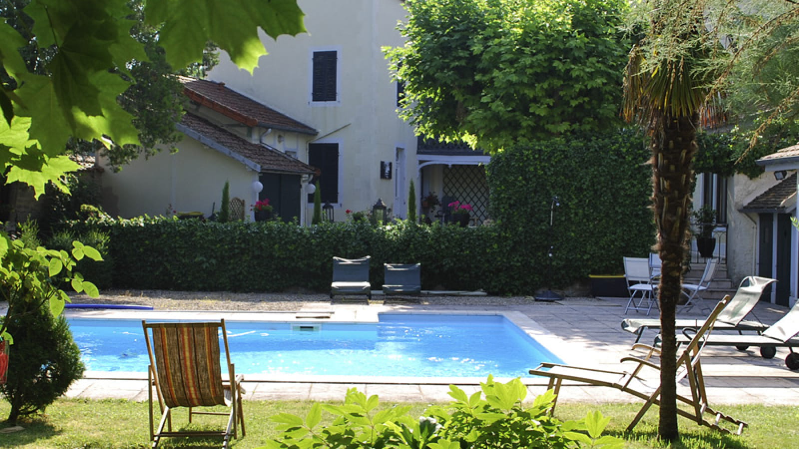 Le Jardin Secret de Beaune - le Passage