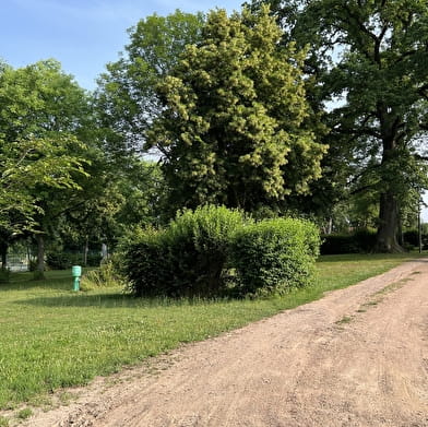 Camping du Parc de l'Hôtel de Ville