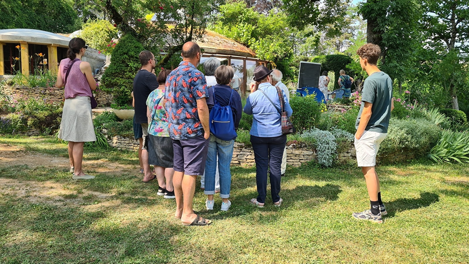 Visite 'à la découverte d'une maison bulle'