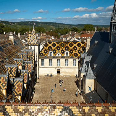 Hôtel-Dieu - Hospices de Beaune [Parcours commenté - EXPLORATION] Il était une fois l'Hôtel Dieu : un hôpital en MOUVEMENT(S)