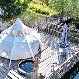 LOTUS FLOTTANT SPA - Domaine de la combe rossignol - VERNOIS-LES-VESVRES