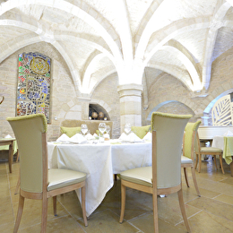 La Dame d'Aquitaine - DIJON