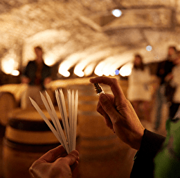 Hôtel-Dieu - Hospices de Beaune
2026 - MOUVEMENT(S)
[ATELIER OLFACTIF]  Arômes des caves - BEAUNE