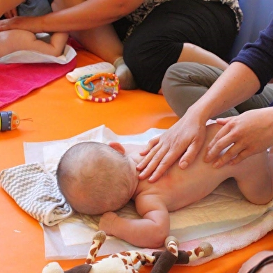 Ateliers de massage bien-être pour bébés
