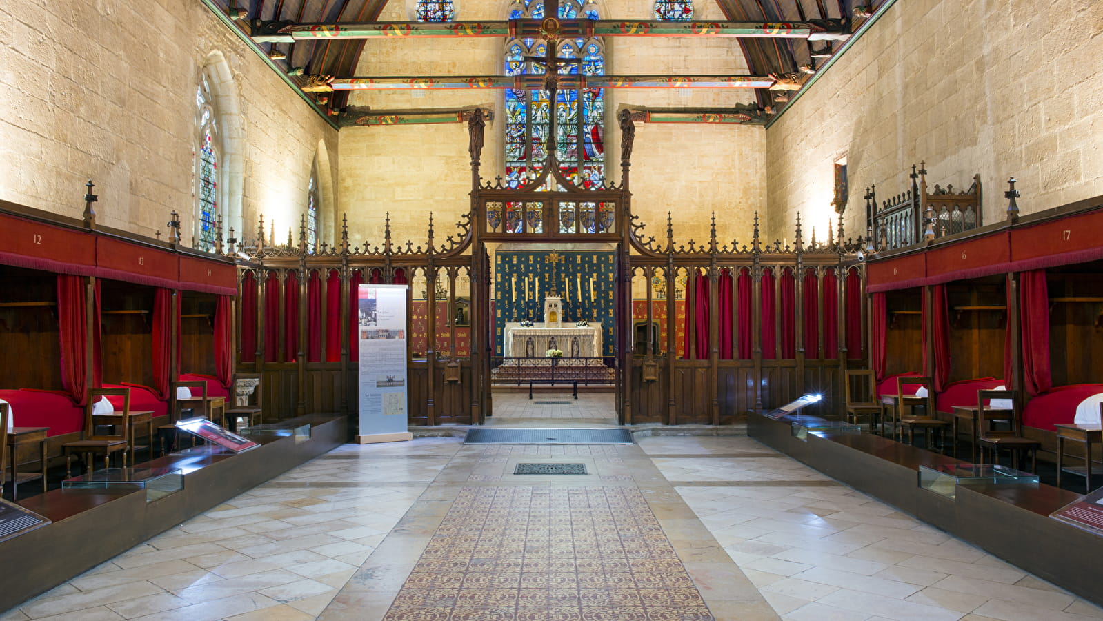 Hôtel-Dieu - Hospices de Beaune - Parcours libre avec audioguide > 'Sur les pas des fondateurs de l'Hôtel-Dieu'